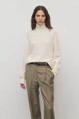 Lizzy Turtleneck in Cashmere