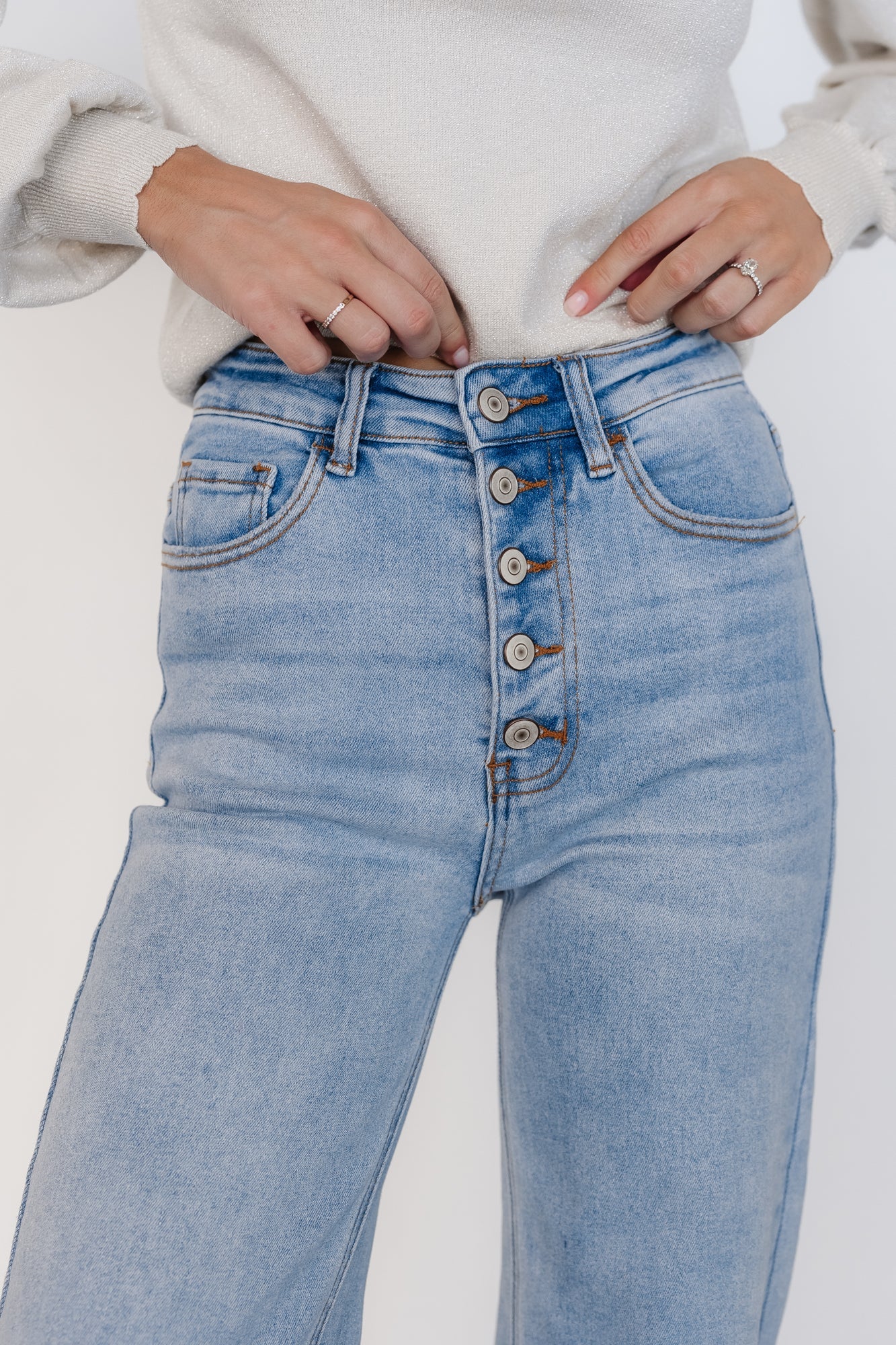 Brody High Rise Wide Leg Jeans | Light Wash