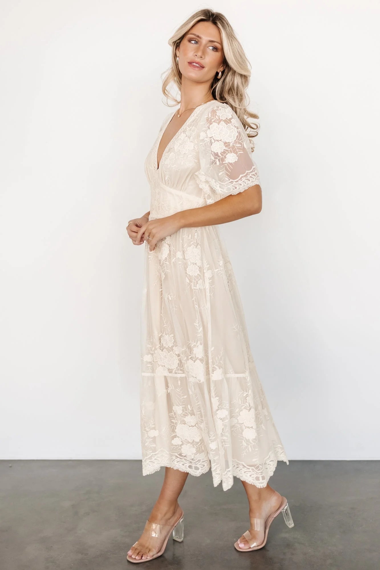Clarisa Lace Midi Dress | Vintage Cream