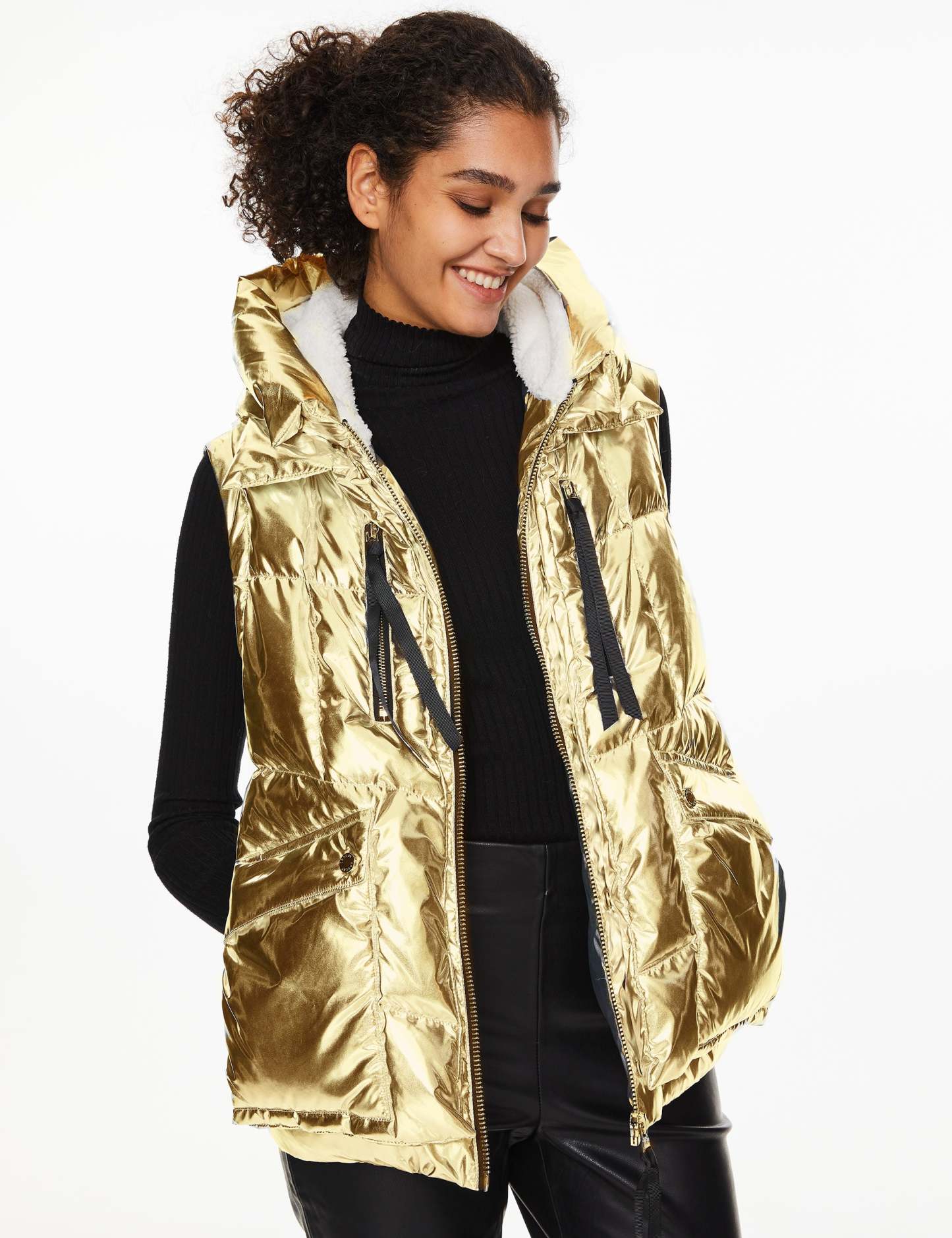 092 Universe® Cropped Chrome Down Vest