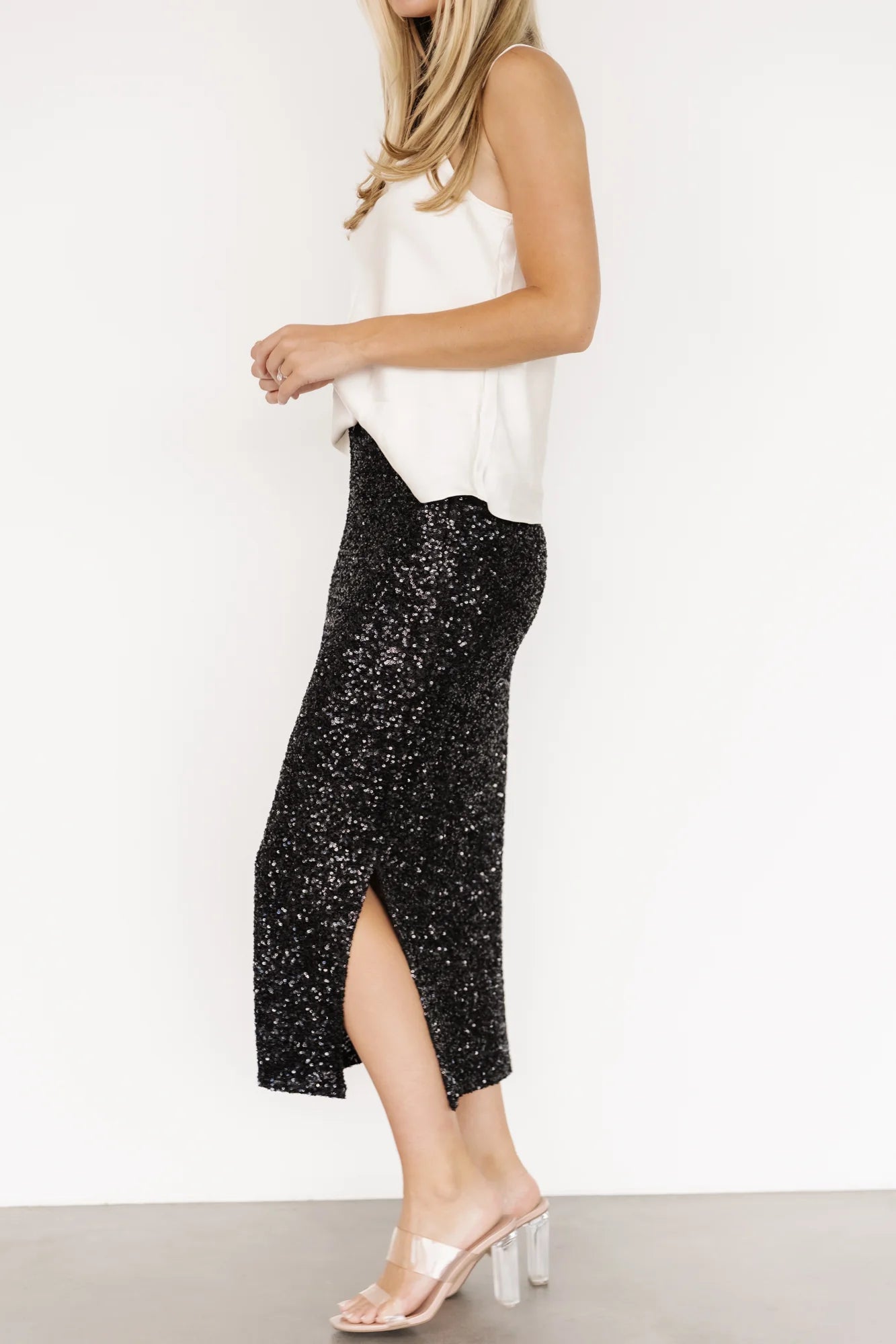 Charmed Sequin Midi Skirt | Black
