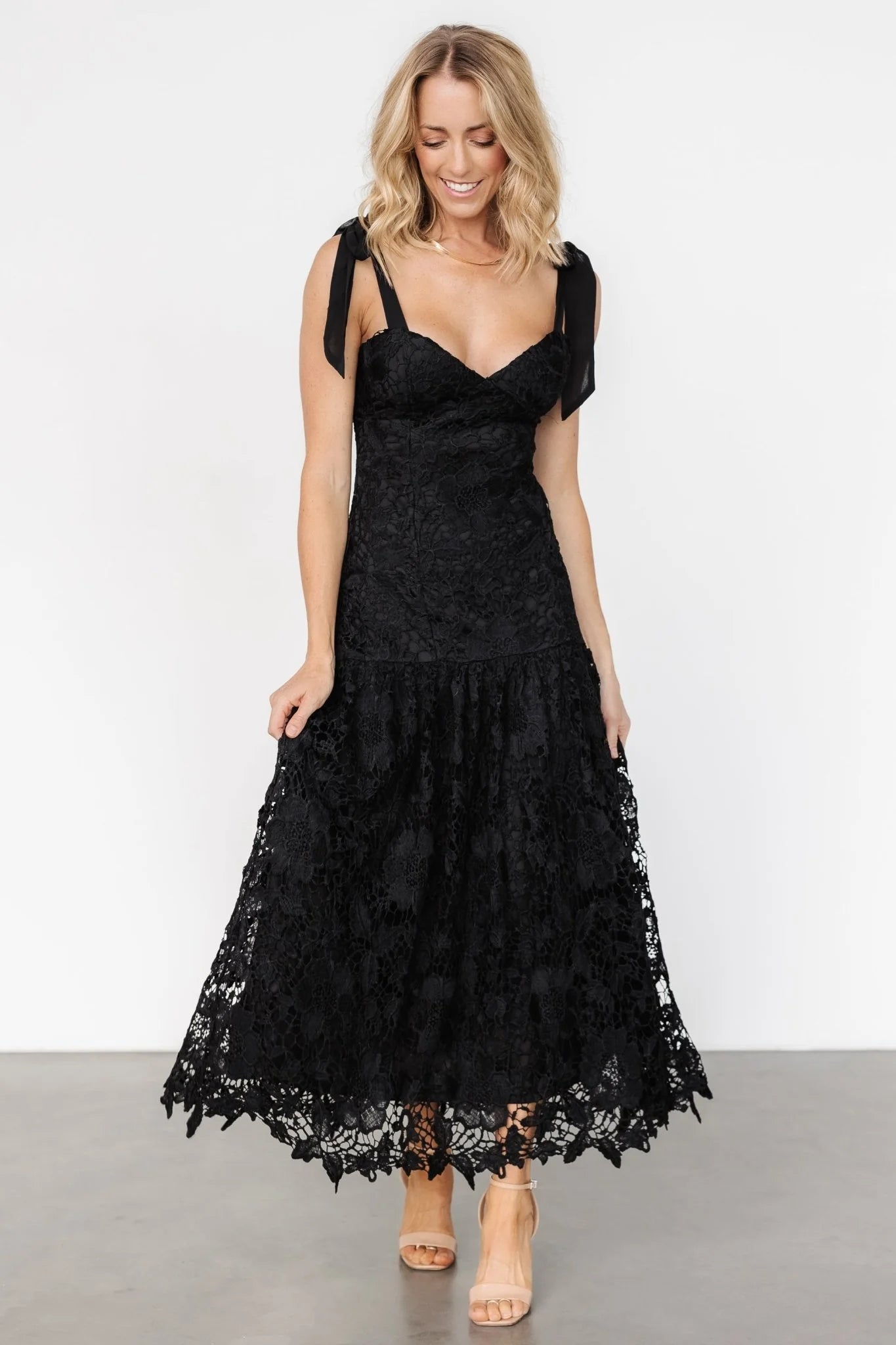Monte Carlo Lace Midi Dress | Black