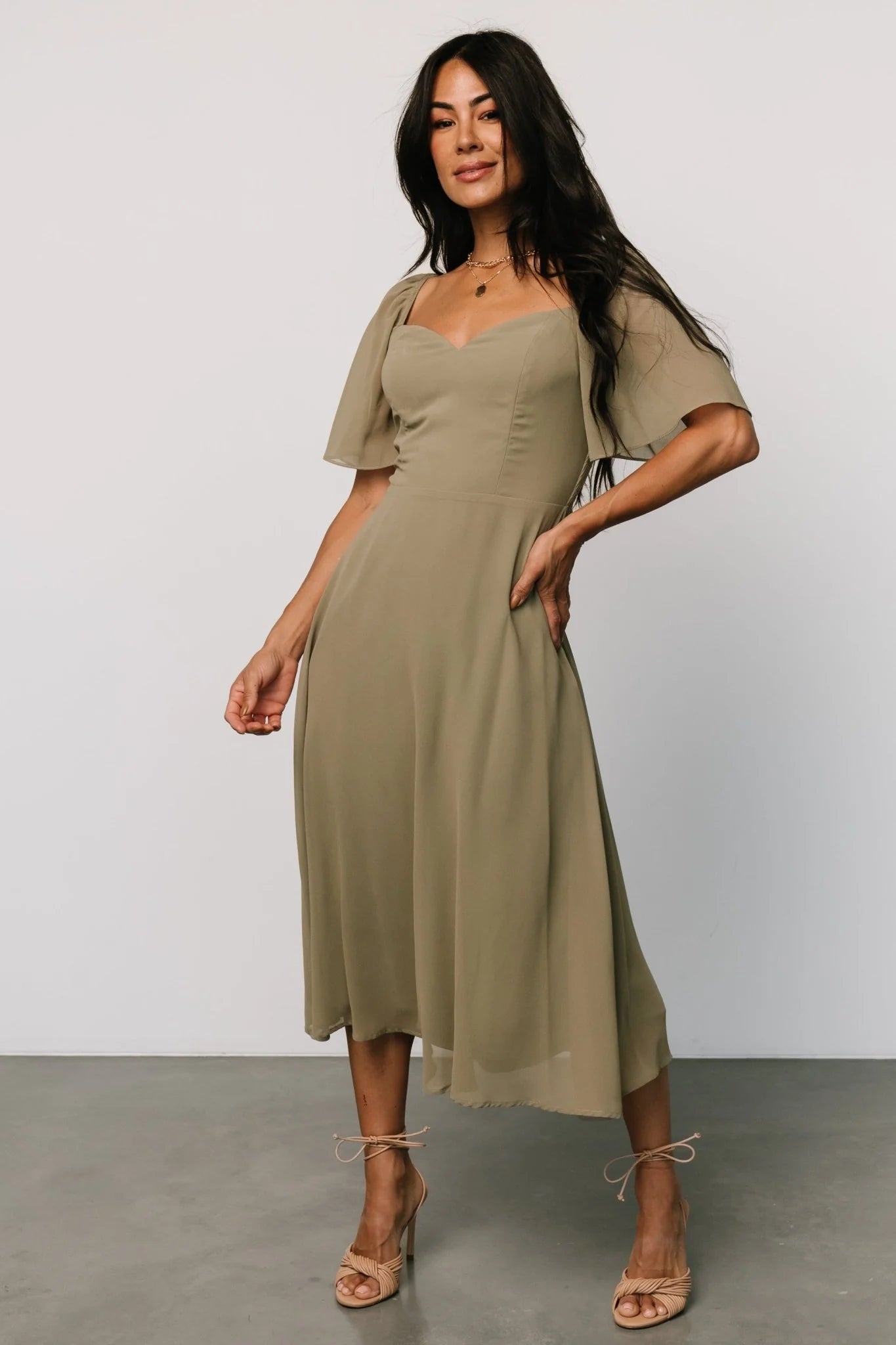 Colette Sweetheart Midi Dress | Dusty Olive