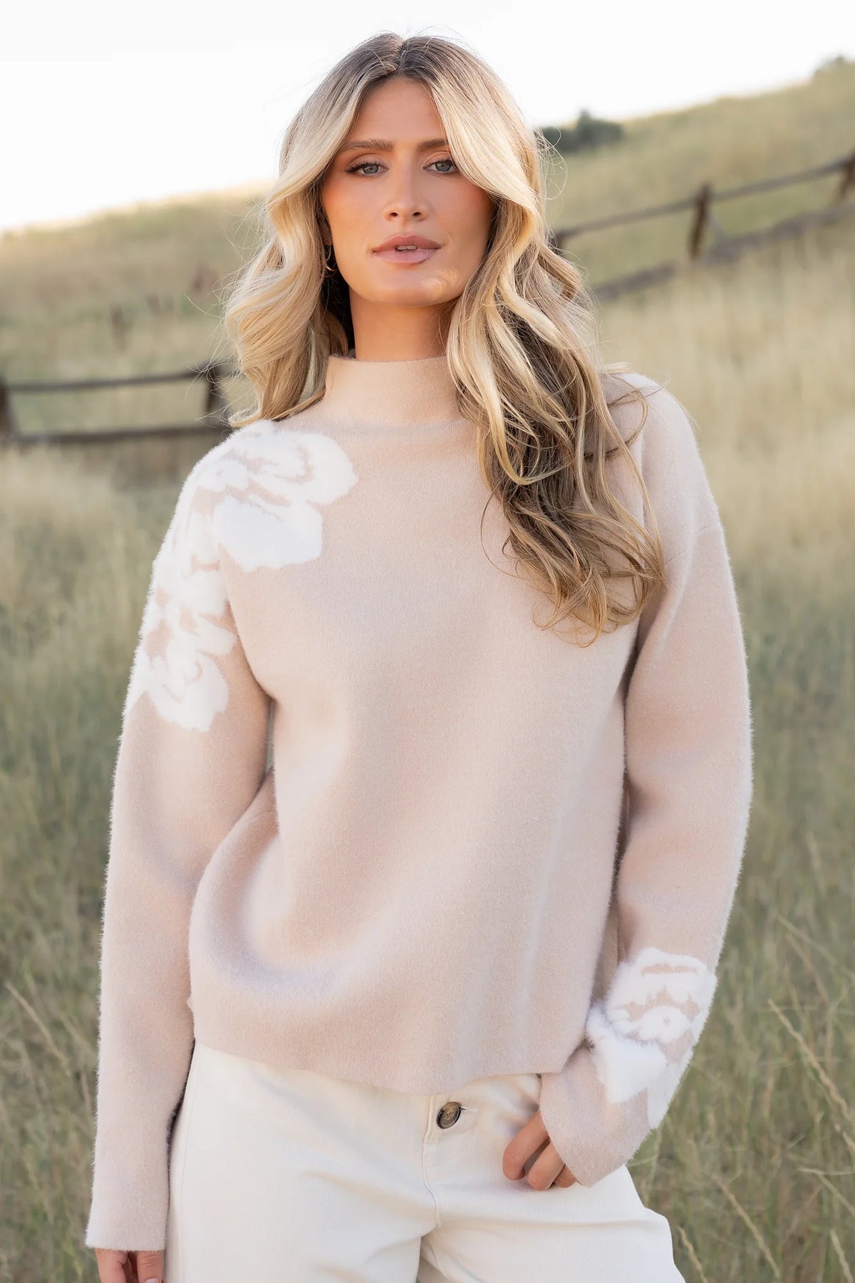 Oda Floral Sweater | Natural + Off White