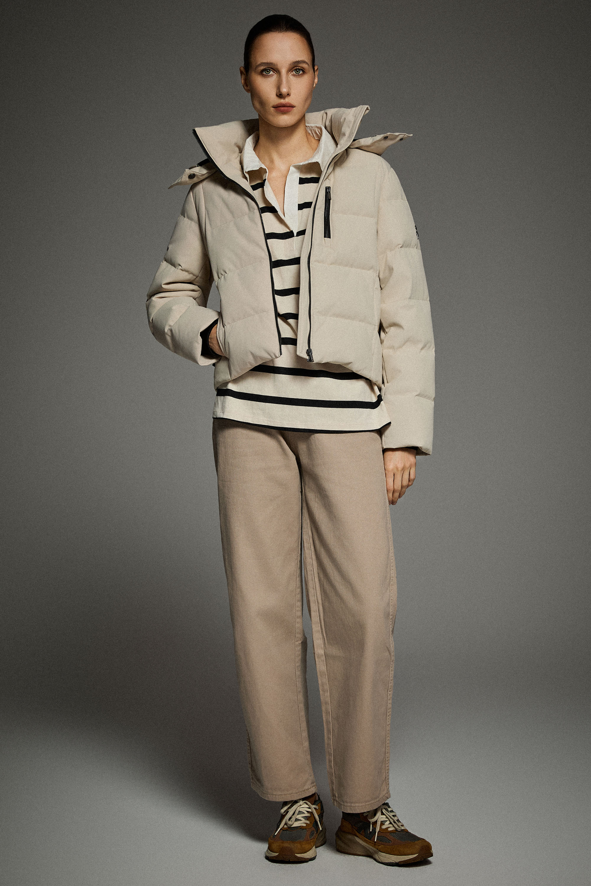 CityForm Short Detachable Hood Down Jacket