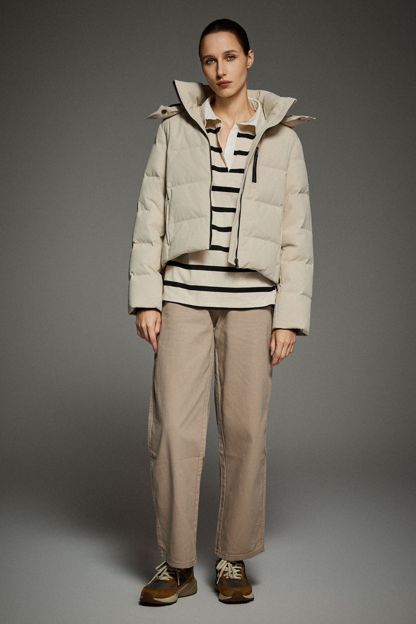 CityForm Short Detachable Hood Down Jacket