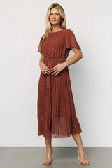 Prim Pleated Dress | Dark Rust