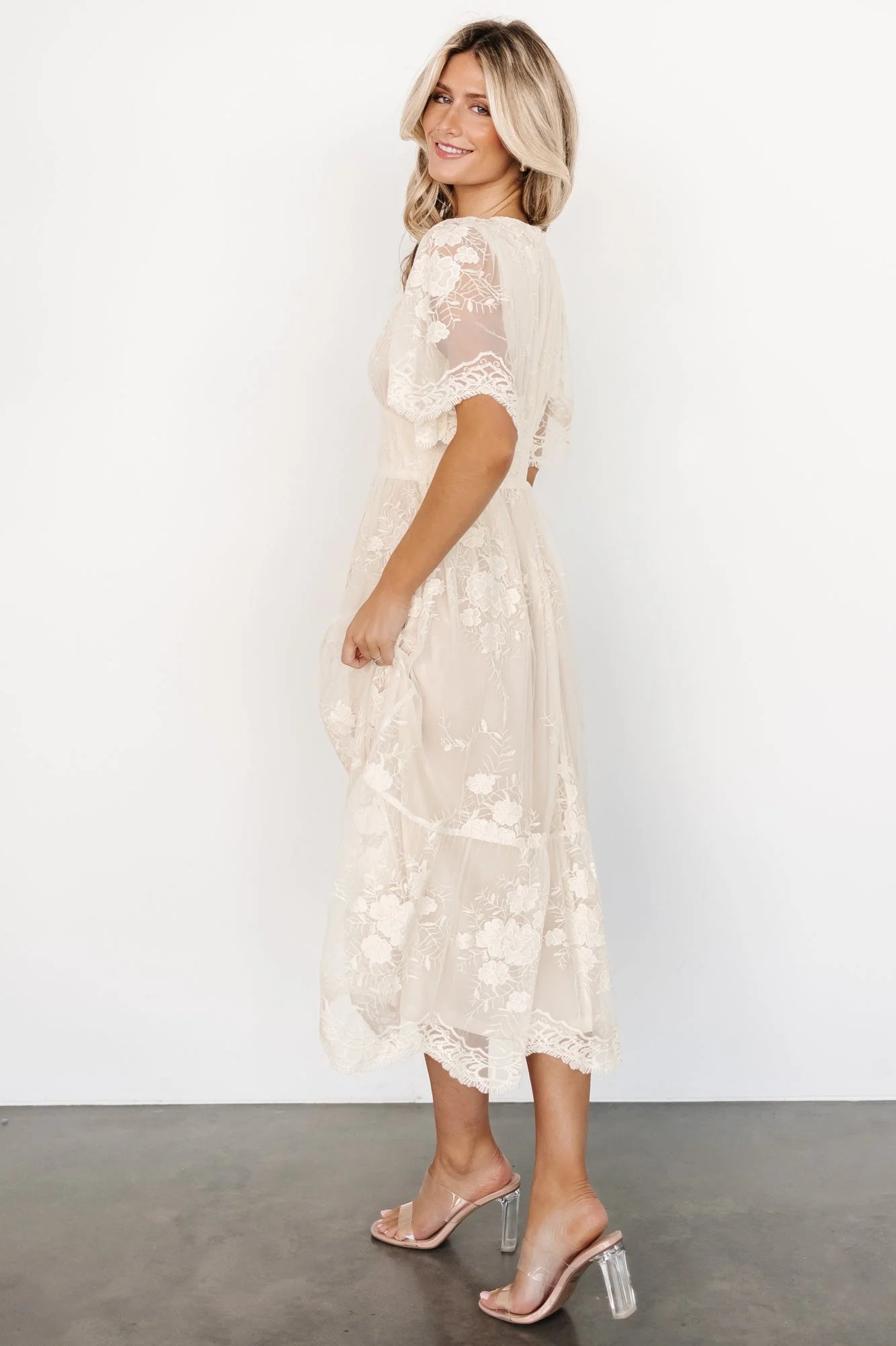 Clarisa Lace Midi Dress | Vintage Cream