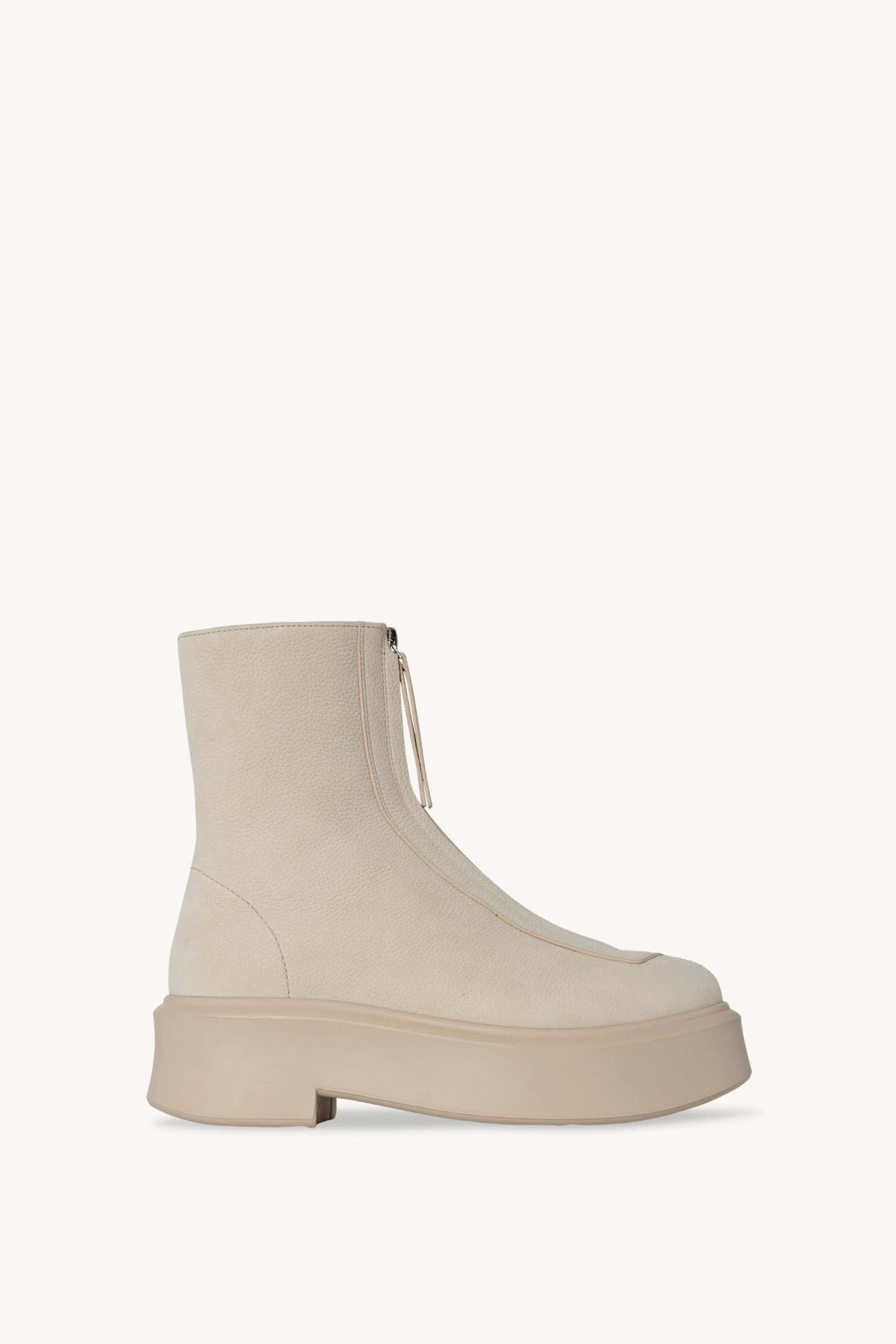 Zipped Boot I in Nubuck