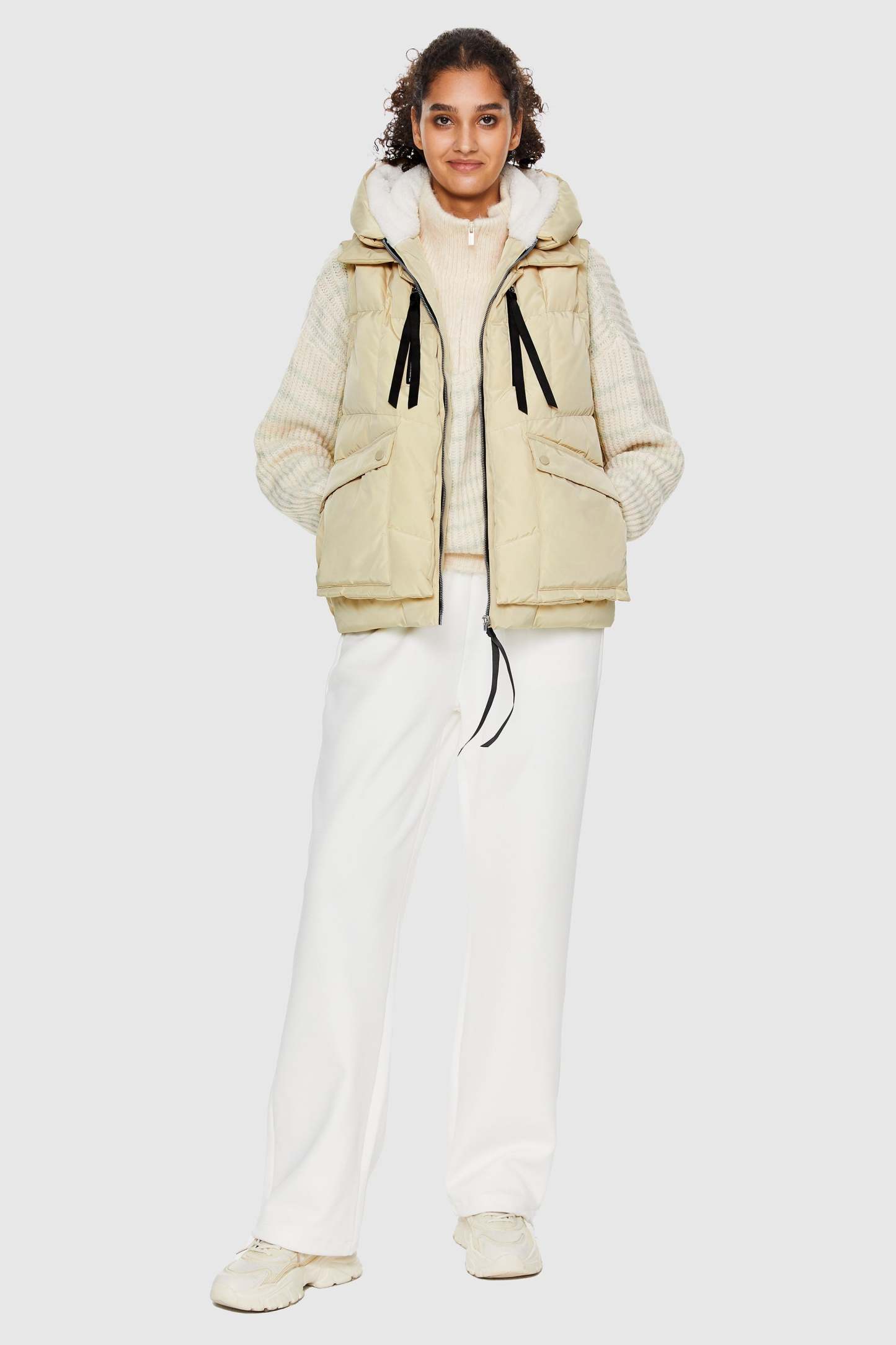 092 Universe® Cropped Down Vest